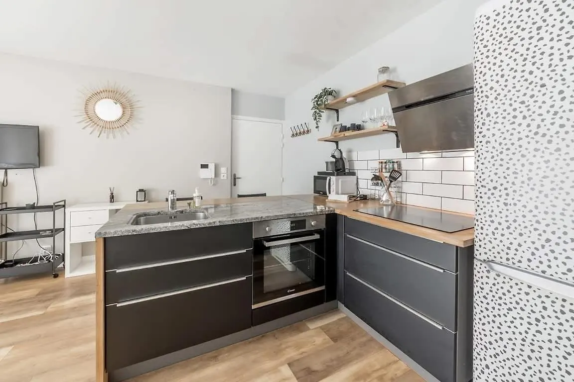 아파트 Vauban - Appartement Au Calme - Parking/Terrasse 렌 프랑스